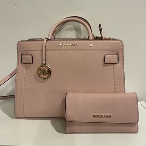 Michael KorS Rayne bag and wallet in blush